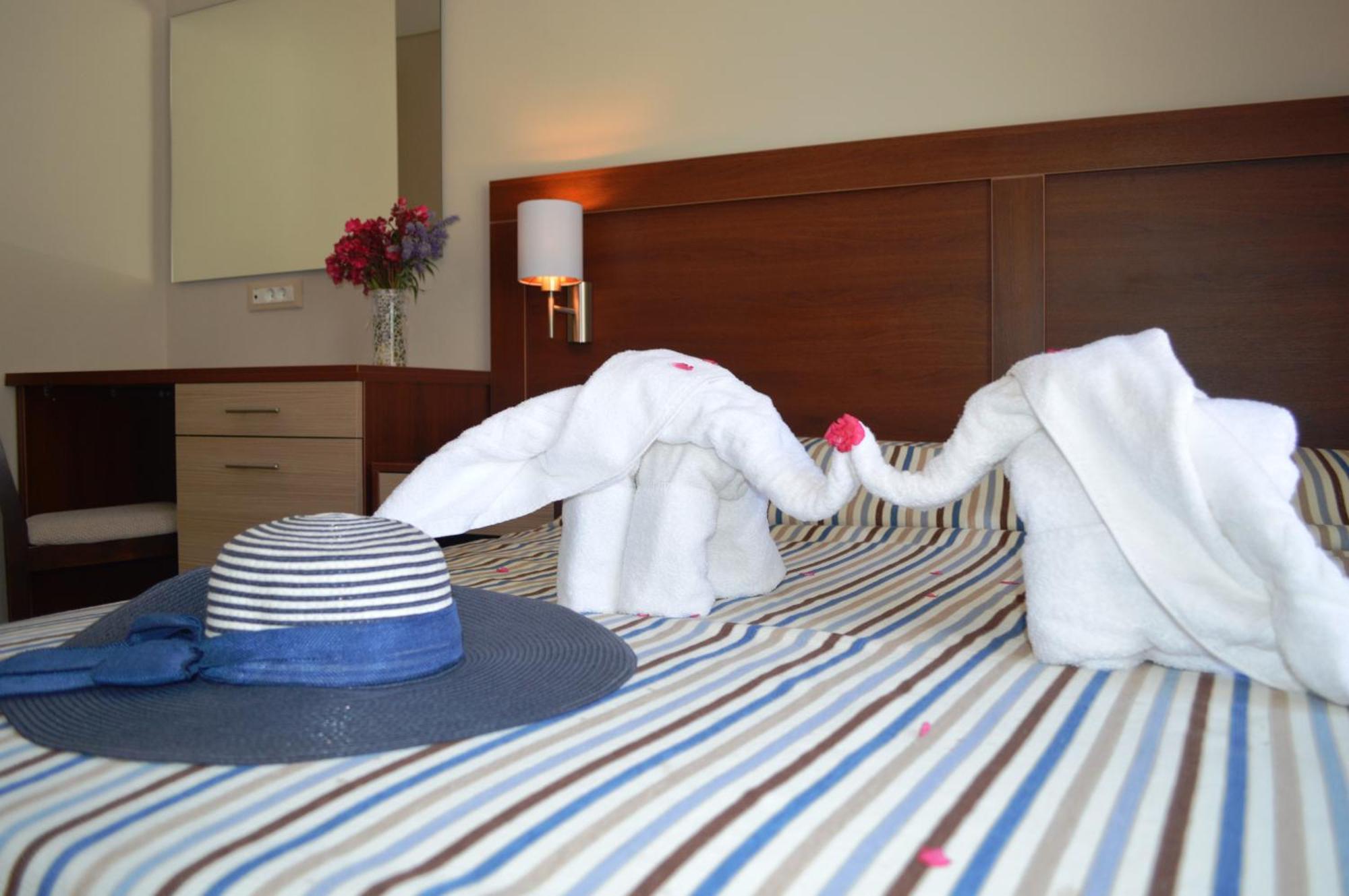 Matala Bay Hotel & Apartments 部屋 写真