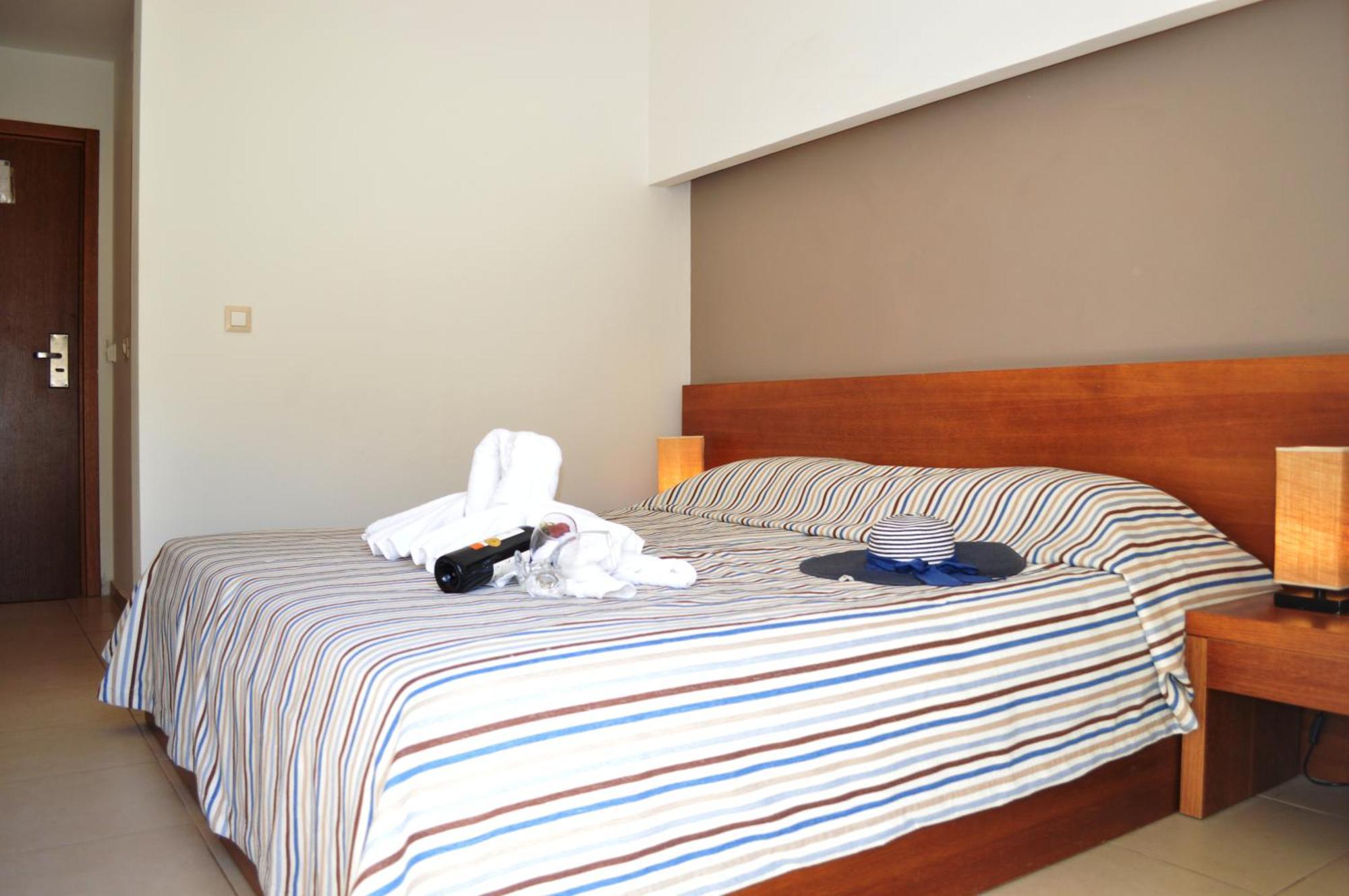 Matala Bay Hotel & Apartments エクステリア 写真